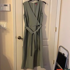 Never Worn Vince Camuto Jumper Size 14W